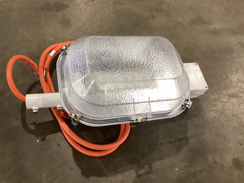 Bulk Head LED Outside Light Fitting, Qty x 2 Auction (00048016849