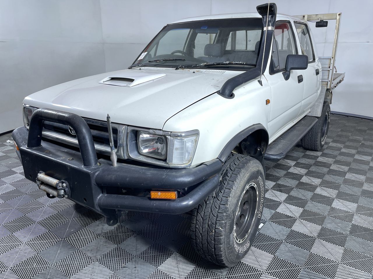 1992 Toyota Hilux DBLE CAB SR5 4X4 Manual Dual Cab
