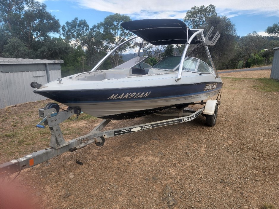 1989 BAYLINER CAPRI WAKE BOWRIDER
