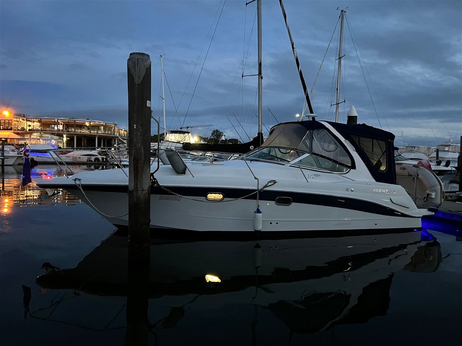 FOUR WINNS 328 VISTA