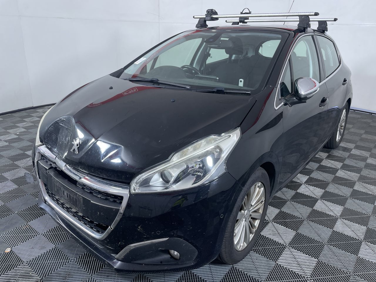2015 Peugeot 208 Allure Automatic Hatchback