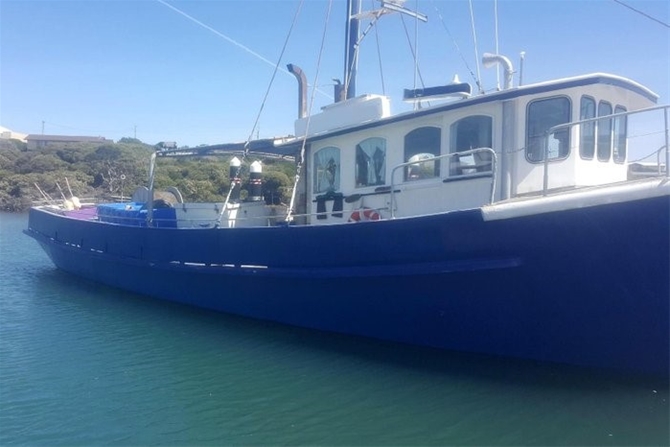 Commercial Fishing Boat Review Ship Vessel Video For Sale 68' HouseBoat  Cabin Cruiser Cat Diesel 