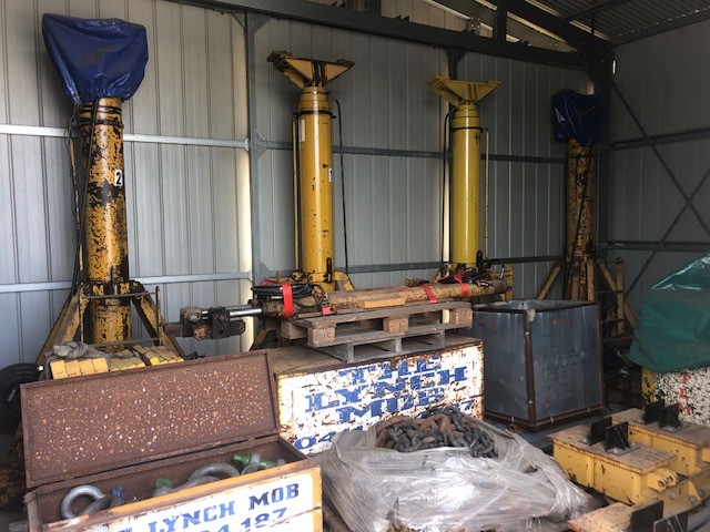 2 Heavy Duty Hydraulic Lift Systems