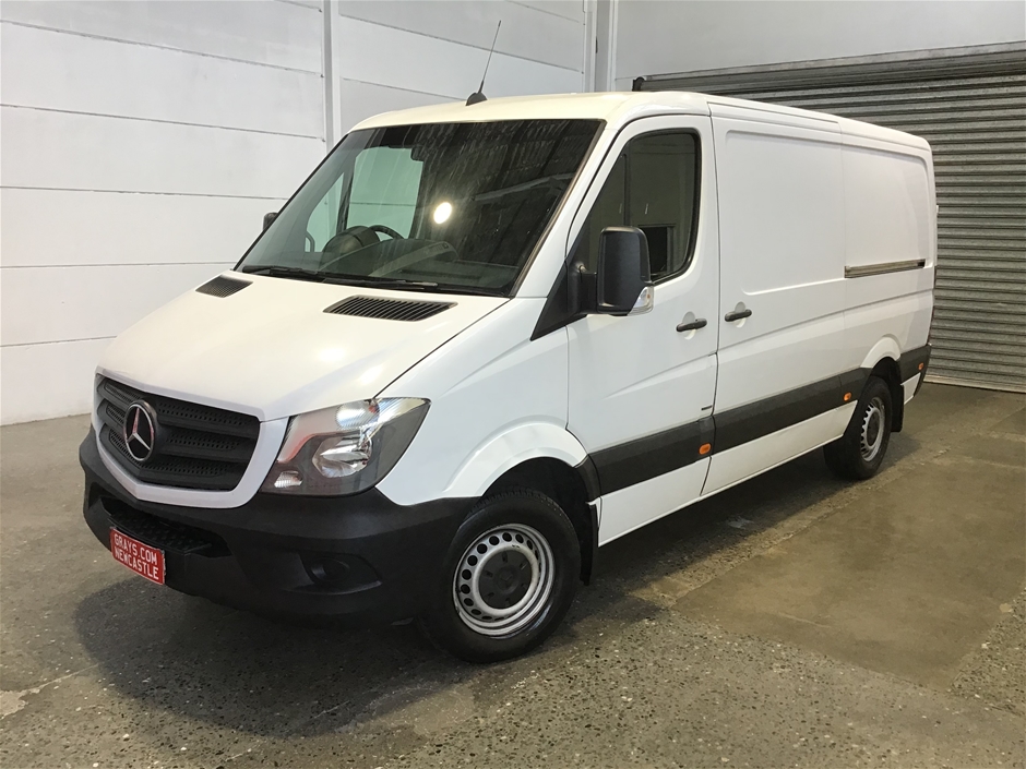 Mercedes Benz Sprinter 313 CDI MWB L/ROOF T/Die Man Van