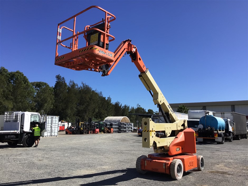 Unreserved 2008 JLG E400AJP Narrow Knuckle Boom Lift