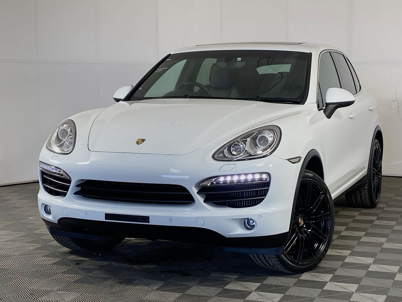 2014 Porsche Cayenne S DIESEL 92A Turbo Diesel Automatic 8 Speed