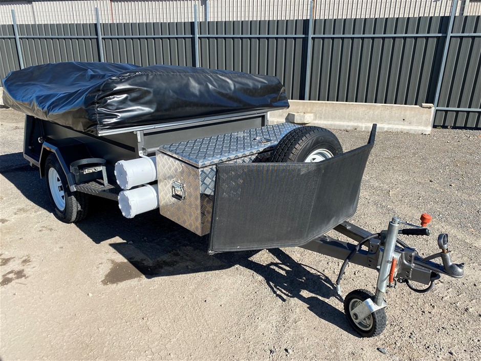 <p>2012 Customline Tourer Camper Trailer</p>