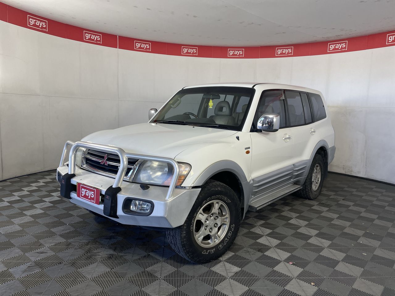 2001 Mitsubishi Pajero GLS NM Automatic 7 Seats Wagon