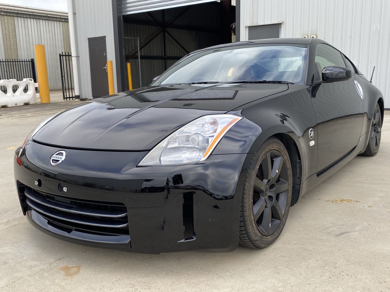 2003 Nissan 350Z Touring Z33 Manual Coupe (WOVR INSPECTED)