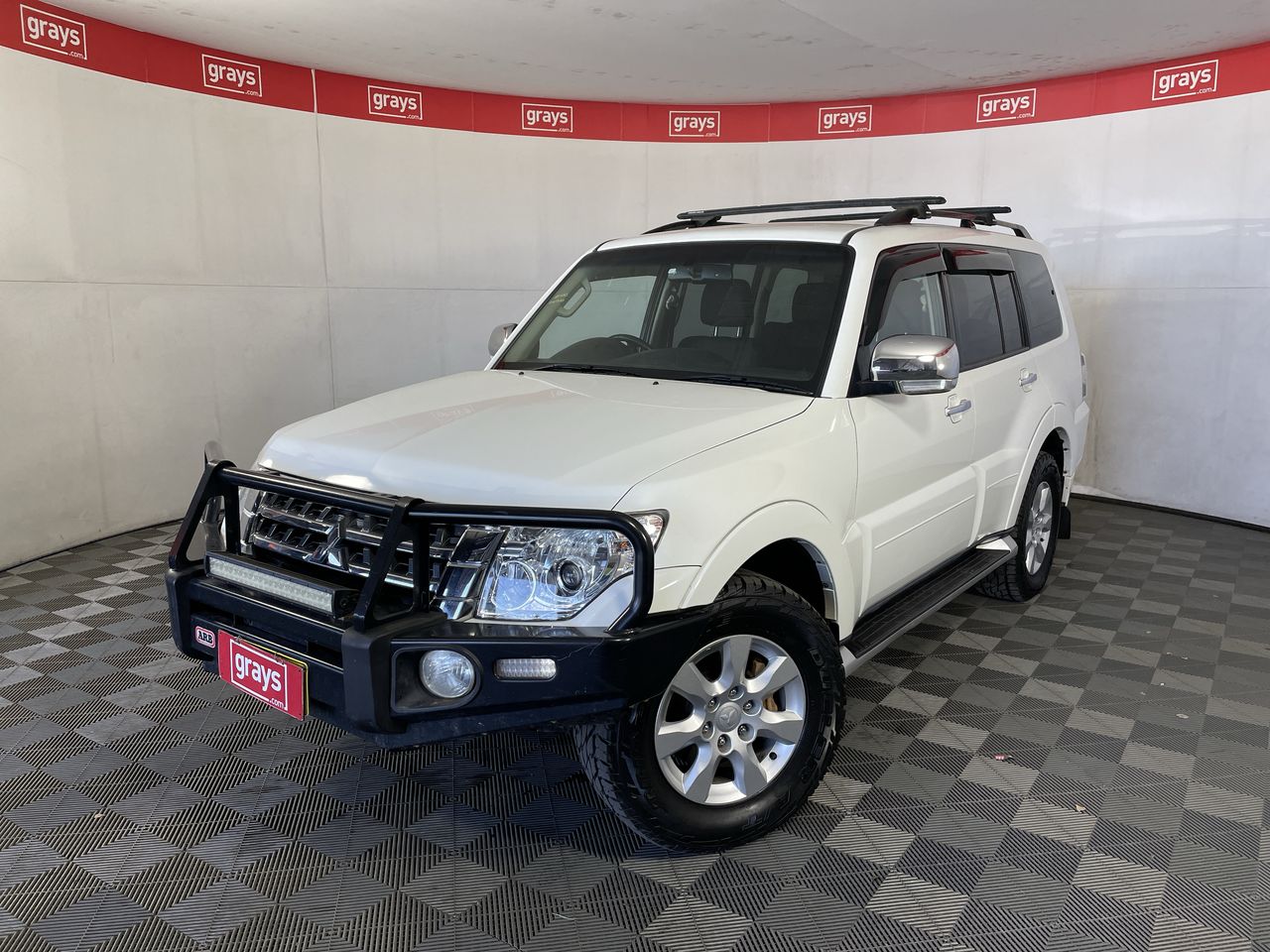 2017 Mitsubishi Pajero GLX NX T/Diesel AT 7 Seats Wagon