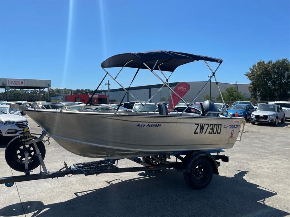 2015 SEA JAY AVENGER 4.25 BOAT, 40HP YAMAHA, TRAILER