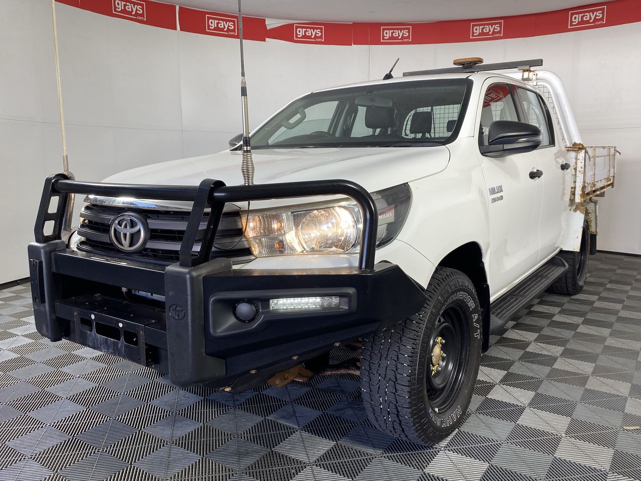 2017 Toyota Hilux 4x4 SR GUN126R T/D Auto Crew Cab Chassis