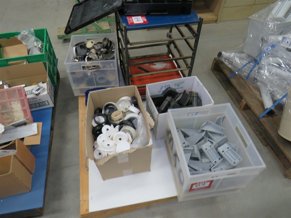 Pallet Containing Office Desk Hardware Components Auction (00895052079