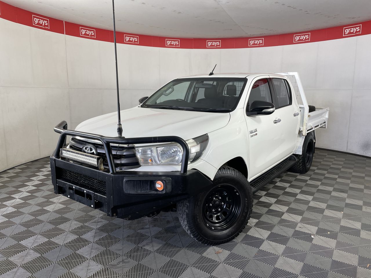 2015 Toyota Hilux 4x4 SR GUN126R Turbo