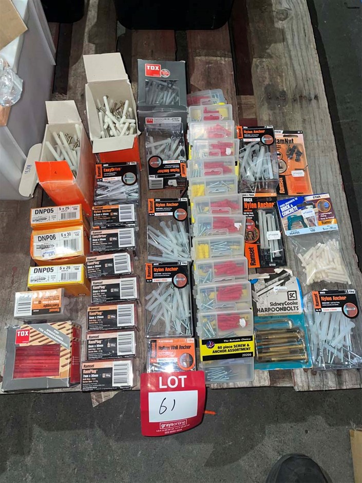 Assorted Qty Fasteners, (Containers not included. Ex-Retail stock