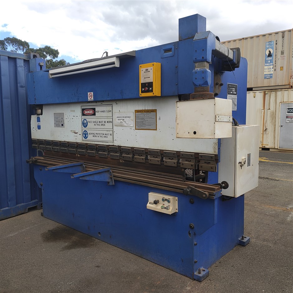 2002 Hydraulic Press Brake Auction (00239040514) Grays Australia