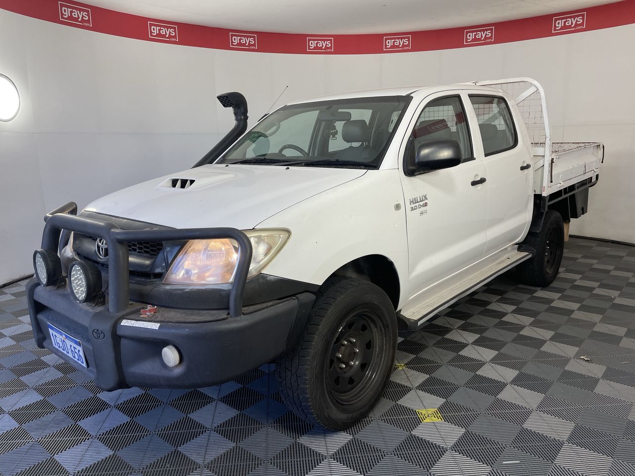 2011 Toyota Hilux SR (4x4) KUN26R Turbo Diesel Manual Crew Cab Chassis ...