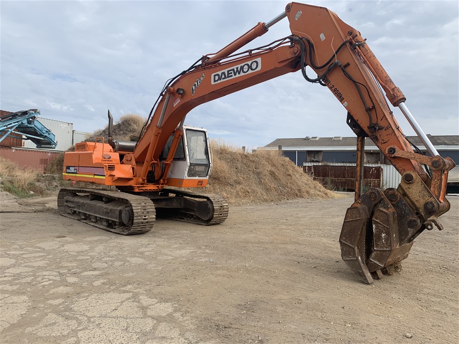 Daewoo Solar 280LC III Excavator, Grease Trap and More