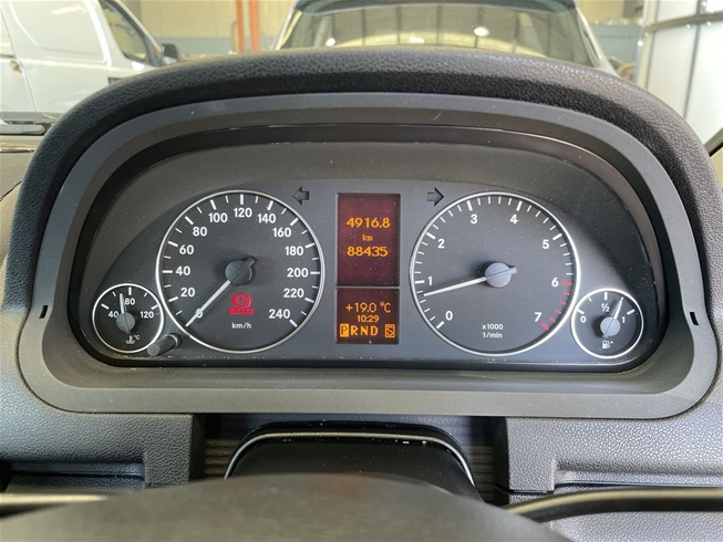 Mercedes-Benz A200 CDI W169 AUTOBAHN TESTDRIVE NO LIMIT TOP SPEED 