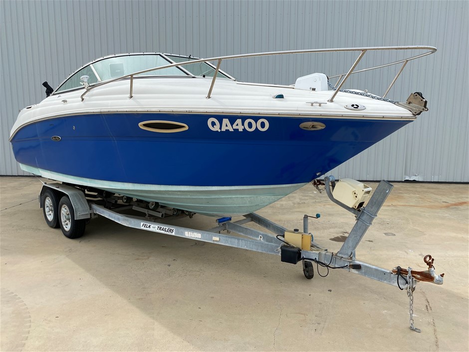 SEA RAY 225 WEEK ENDER