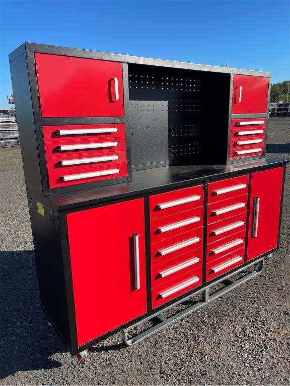 Unused 2023 18 Drawer Work Bench / Tool Cabinet Auction (0001-7045789 ...