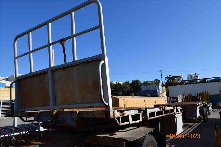 Gantry Crane, Extendable Semi Trailer, Volvo P/M, Lubricants