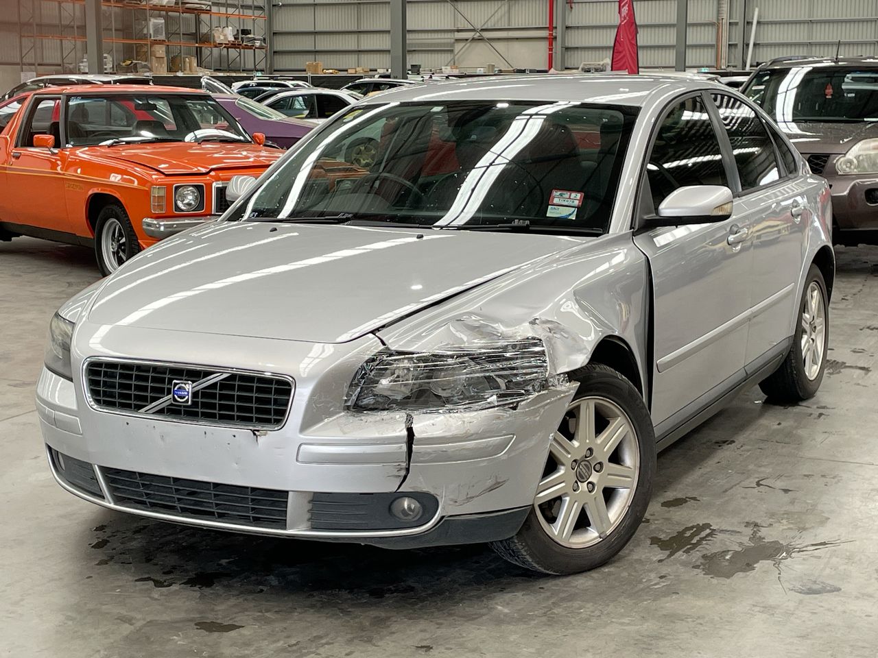 2005 Volvo S40 2.4i Automatic Sedan