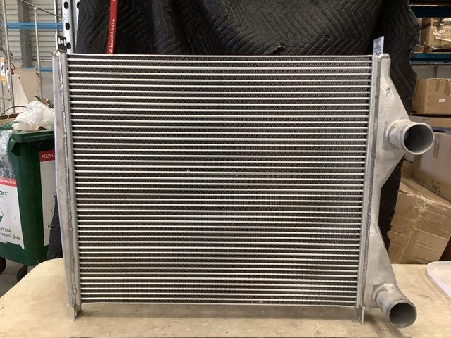 1 x Radiator Auction (0039-9041987) | Grays Australia