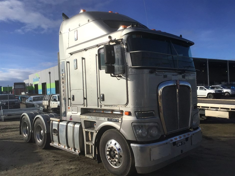 <p>2011 Kenworth  K200 6 x 4 Prime Mover Truck</p>