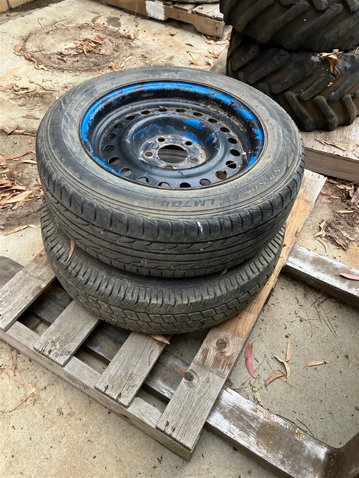 Dunlop 195/60R15 Used 5 Stud Tyres & Rims (Dandenong South) Auction