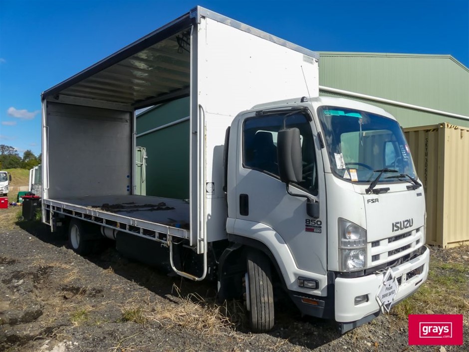2014 Isuzu FHFSR 850CNG Curtainsider Truck