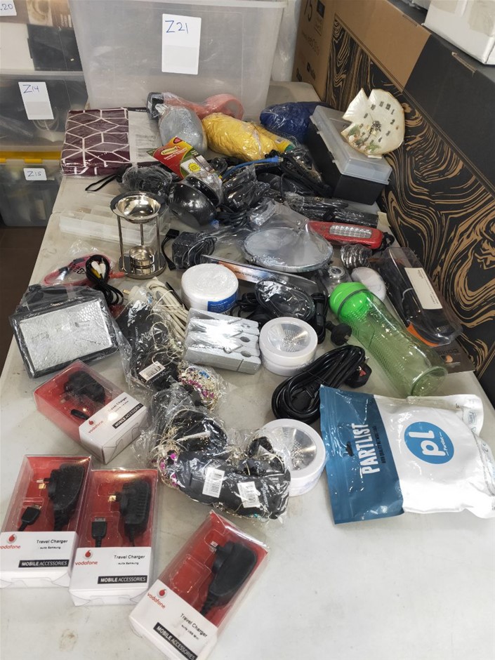 Content of Storage Bin Auction (01733025650) Grays Australia