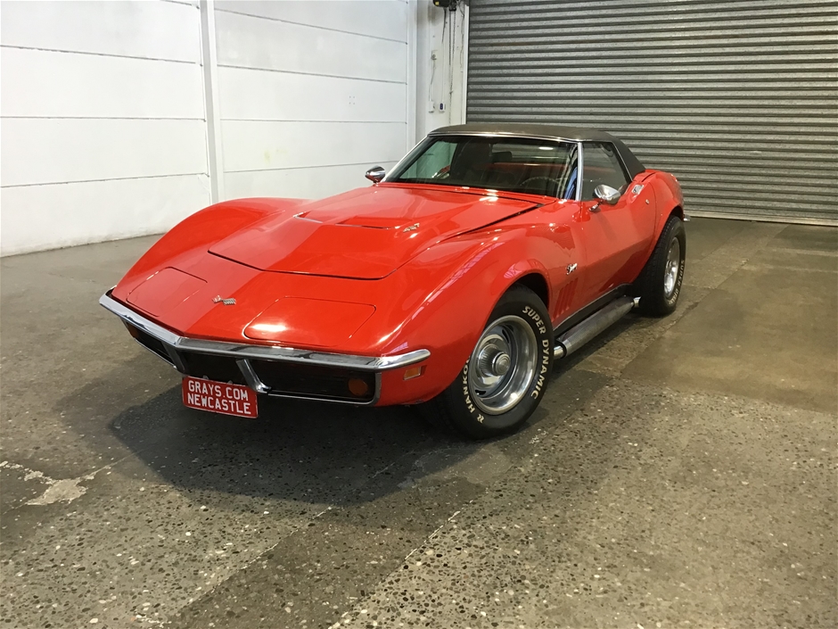IMPORT Chevrolet Corvette Stingray 427 Big Block Manual