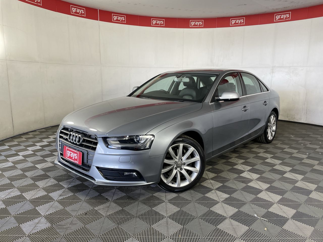 2015 Audi A4 2.0 TFSI Q AMBITION B8 Automatic Sedan