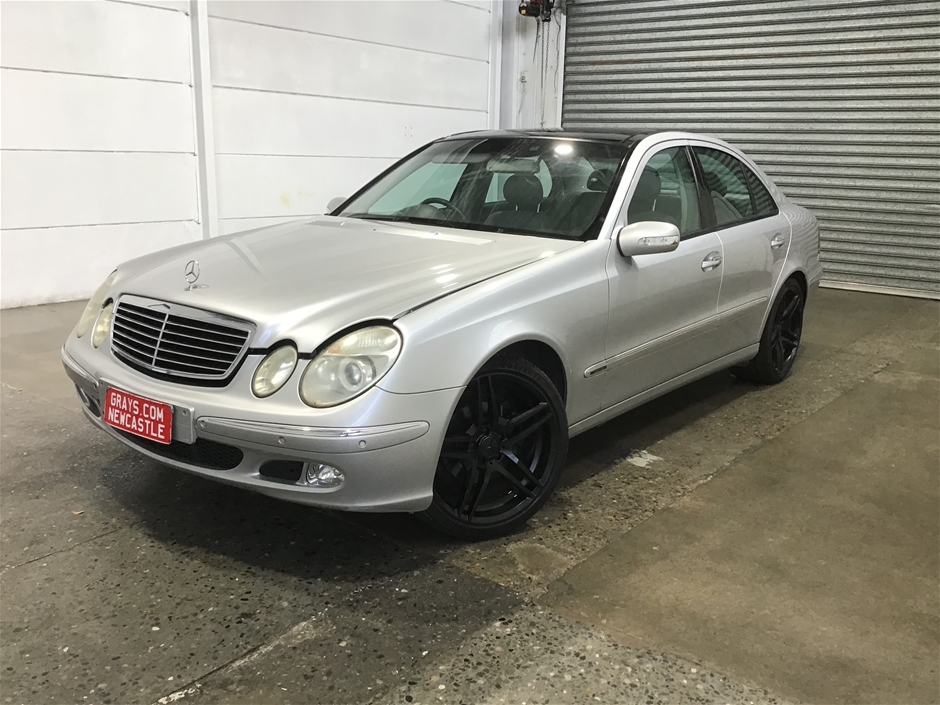 2002 Mercedes Benz E320 Elegance W211 Automatic Sedan