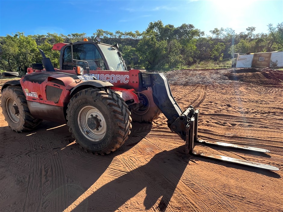 Manitou 730 Telehandler