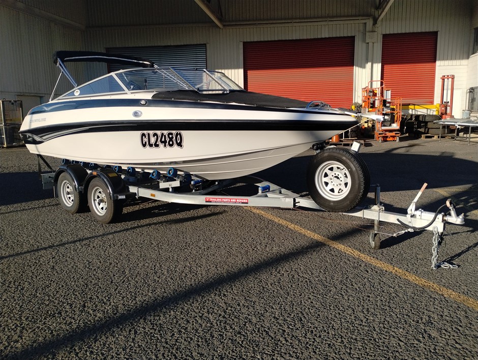 2007 Crownline 180BR Power Boat
