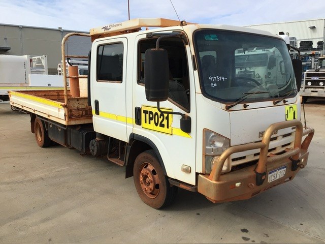 <p>2008 Isuzu NPR Euro 4 4x2 Tray Body Truck</p>