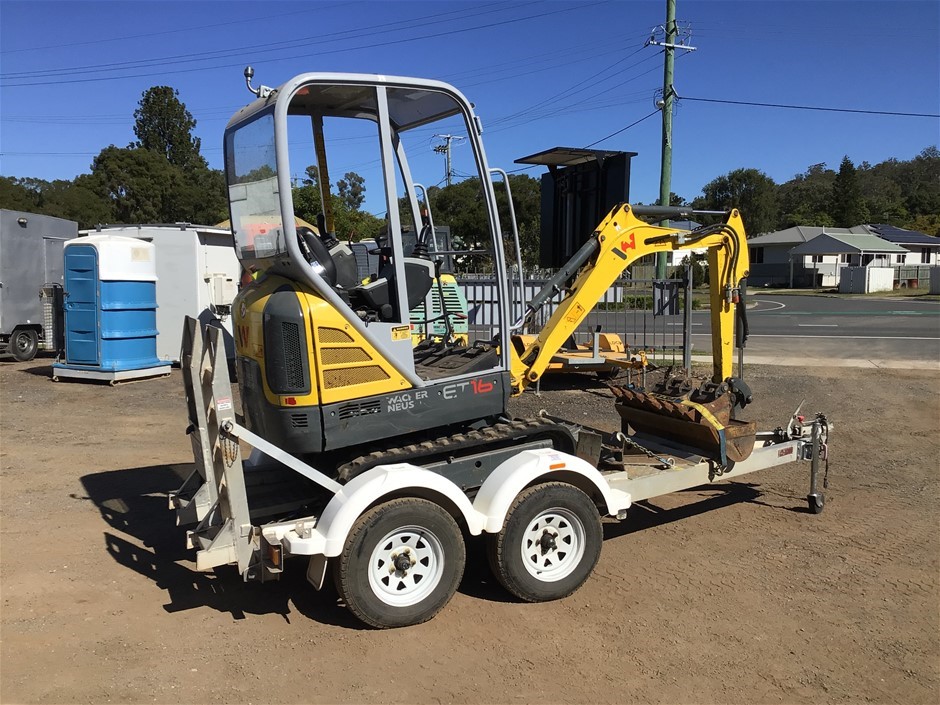 Ex. Hire Equipment Surplus Auction!