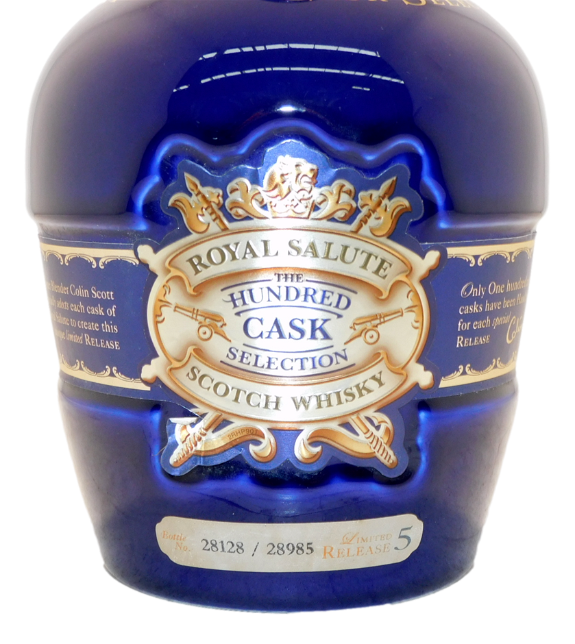 Royal Salute はね上げる Hundred Cask Selection