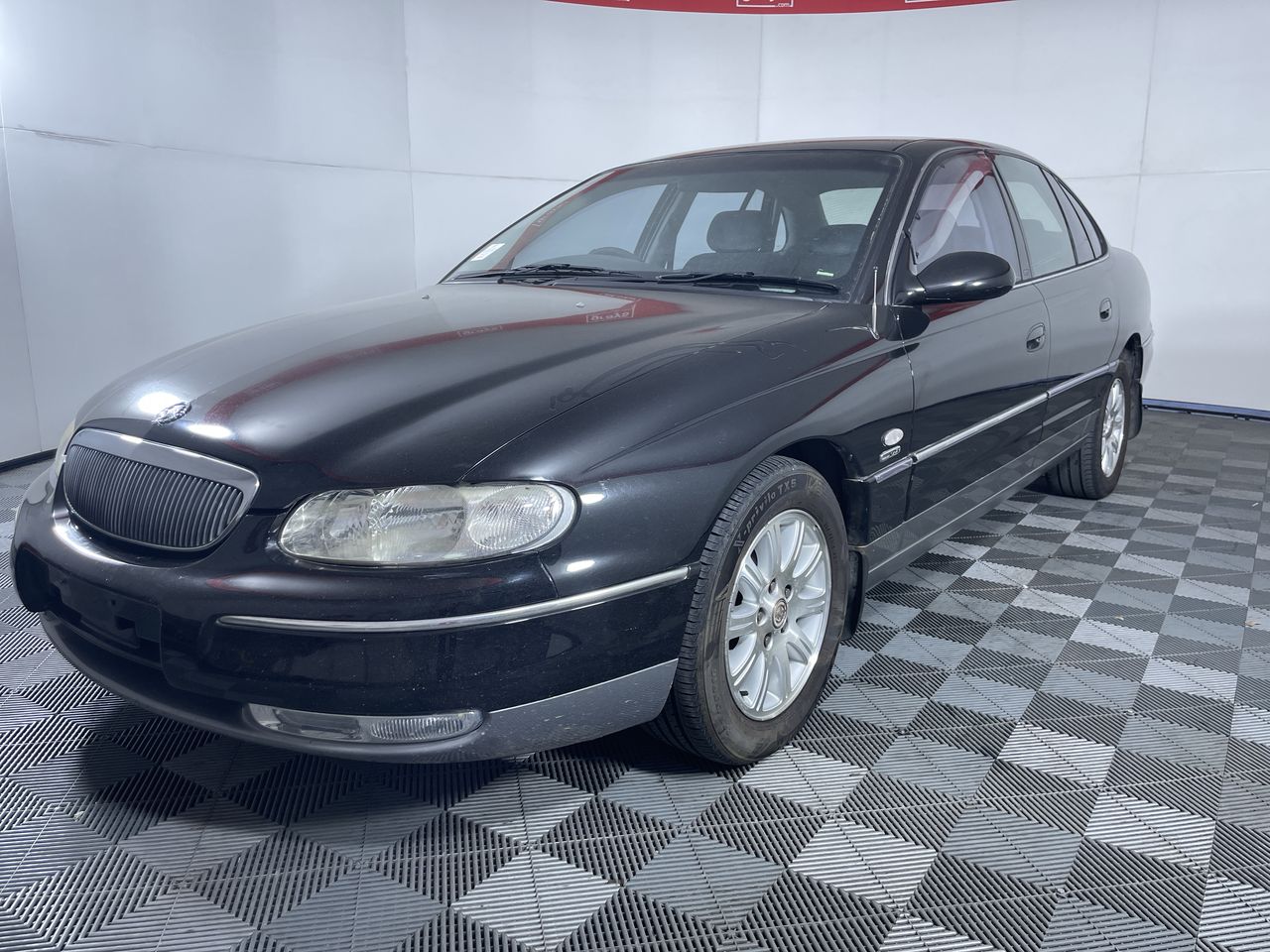 2001 HOLDEN STATESMAN WH SEDAN (V8) 