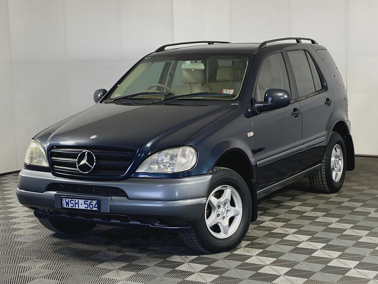 2000 Mercedes Benz ML 320 (4x4) W163 Automatic Wagon
