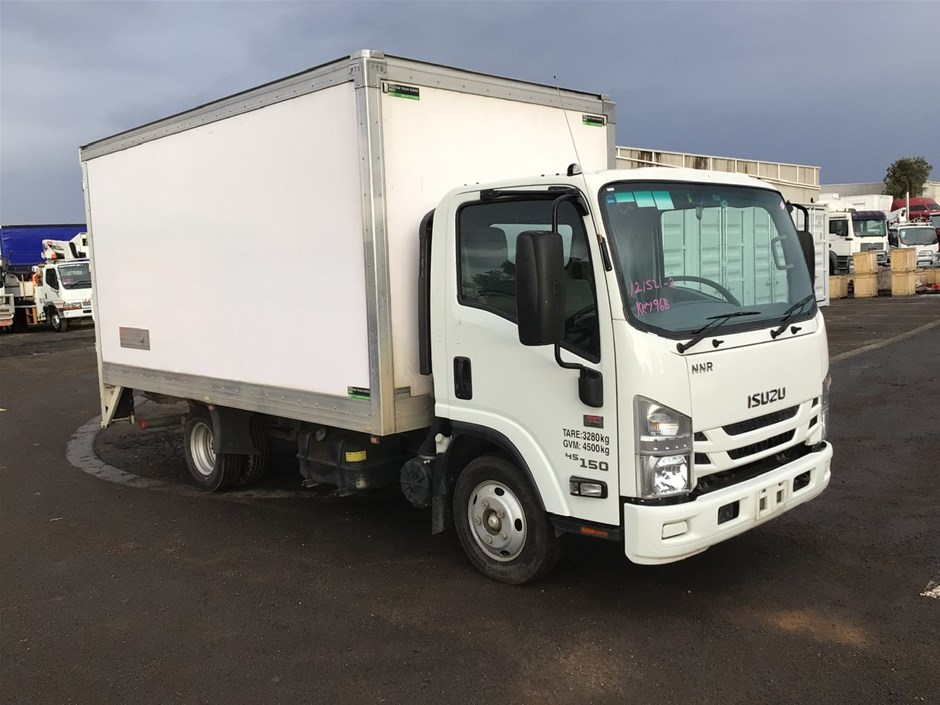 2020 Isuzu NNR Pantech & 2021 Mitsubishi Canter Pantech