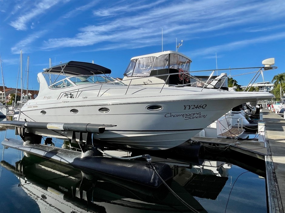 CRUISER YACHTS 3375 EXPRESS with new engine package Auction (0001 ...