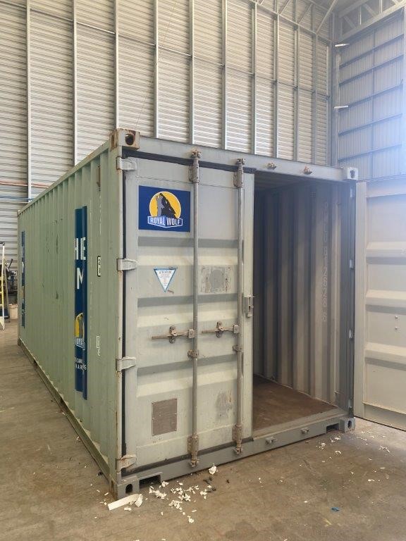 20' Shipping Containers