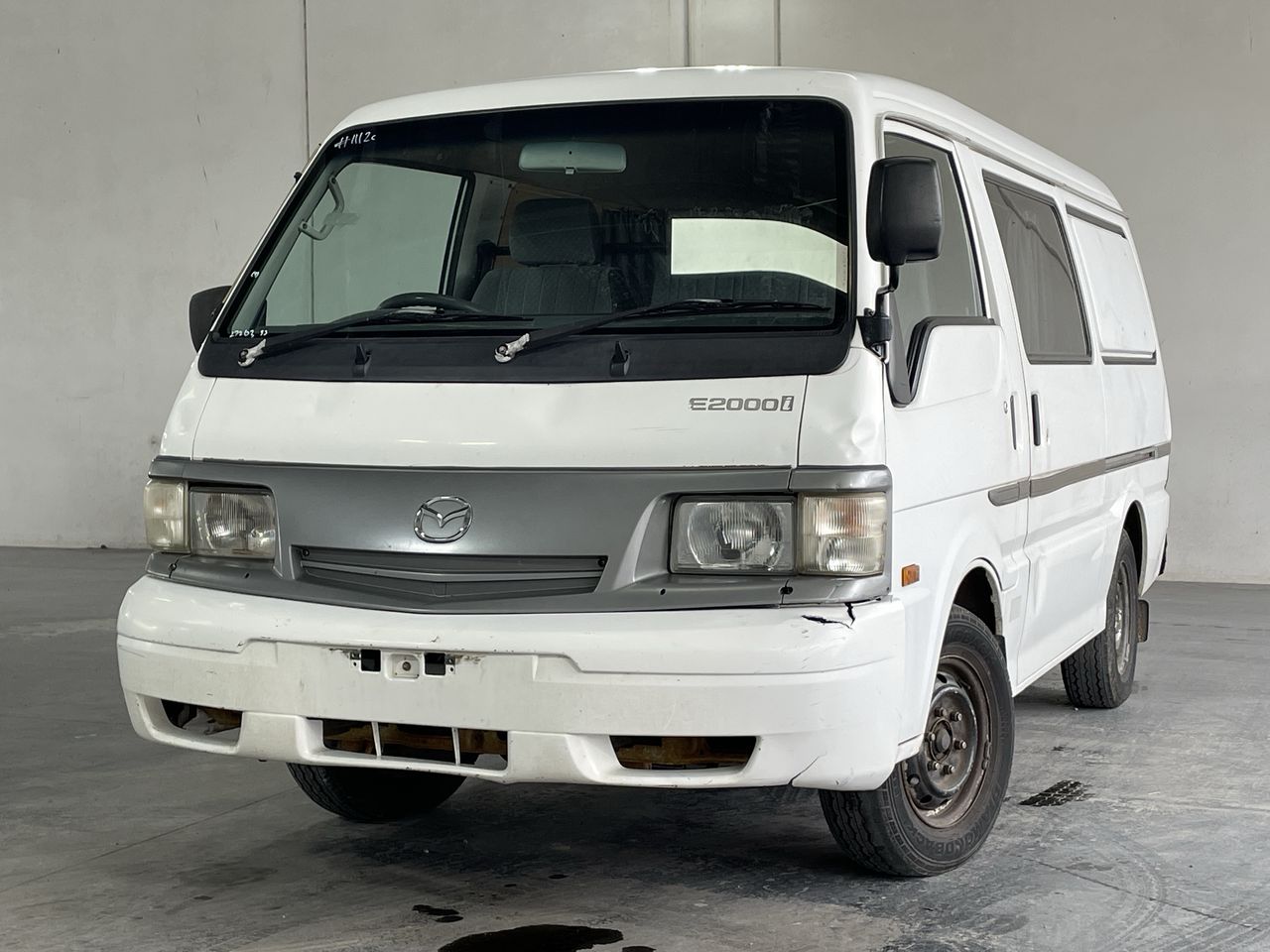 2003 Mazda E2000 (SWB) Manual Van