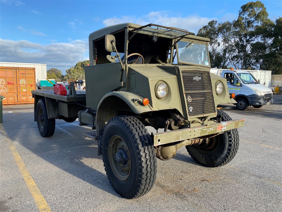 1943 Chevrolet Blitz 4x4 Petrol Tray Body Army Truck Auction (0001