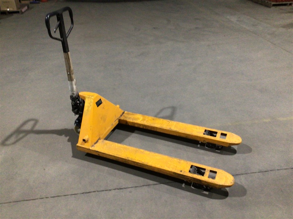 2500kg Yellow Pallet Jack Auction (00108017437) Grays Australia