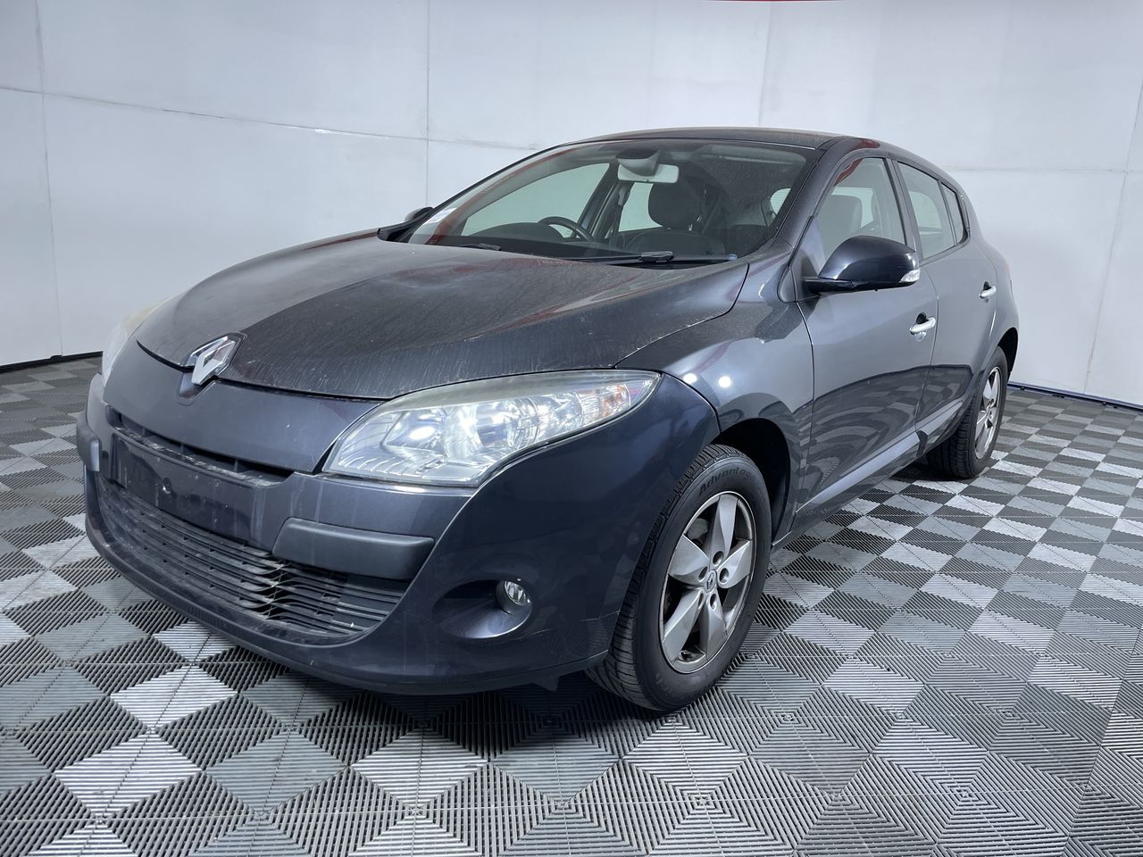 Renault Megane 2011 from Germany – PLC Auction