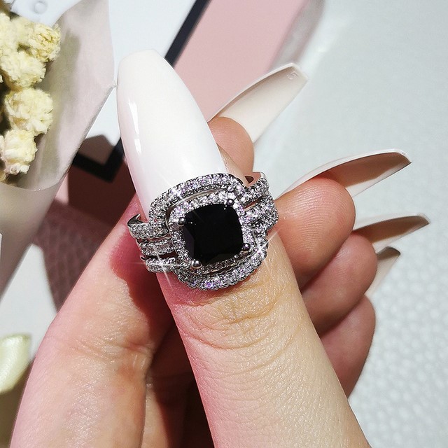 Designer Brooch & Overstocked Jewellery Clearance